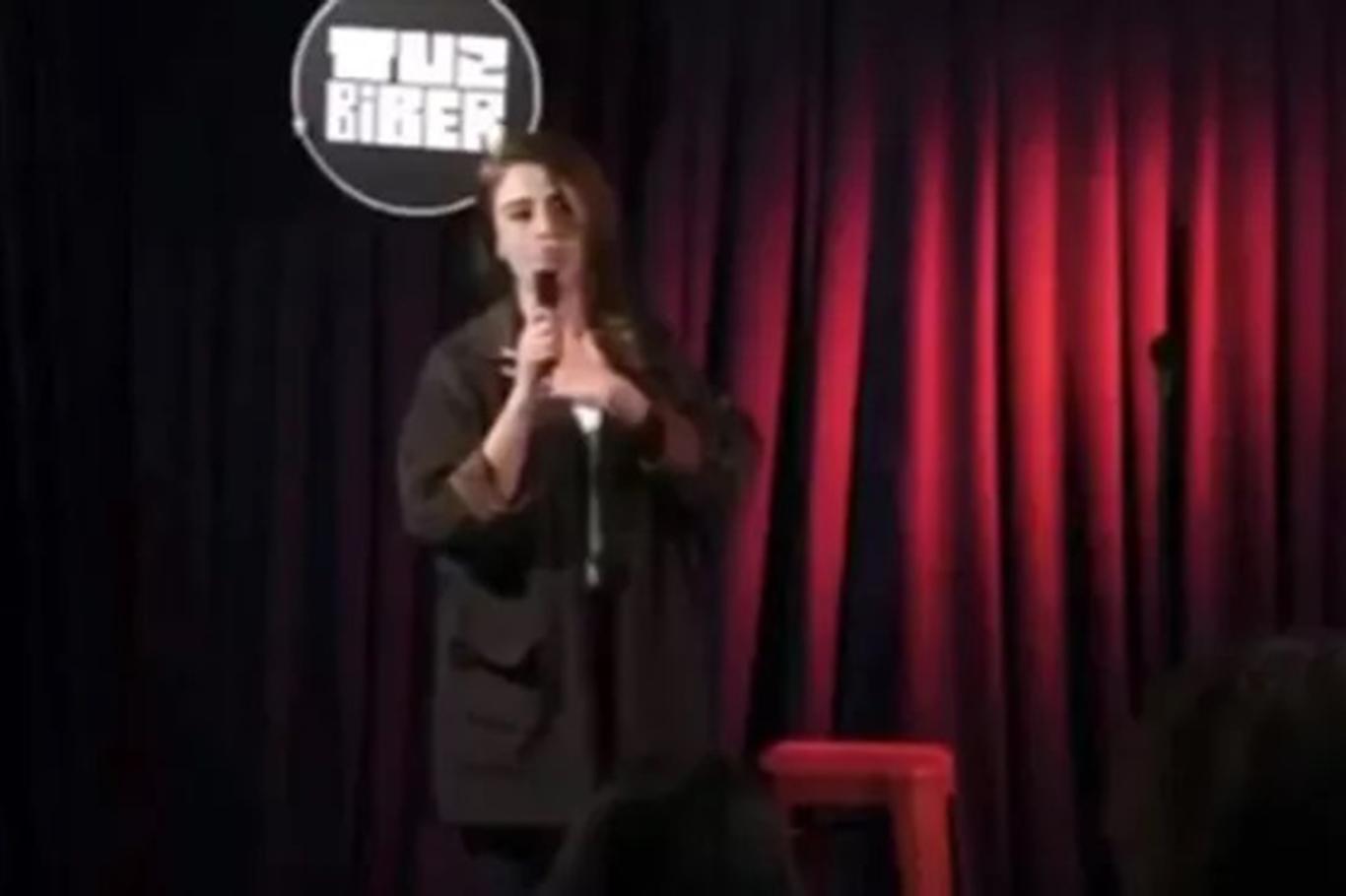 Stand-Up adı altında Alevilere ayrımcı ifadeler tepki çekti Stand-Up adı altında Alevilere ayrımcı ifadeler tepki çekti